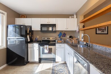 43 Overlook Dr, South Burlington, VT 05403 - photo 7