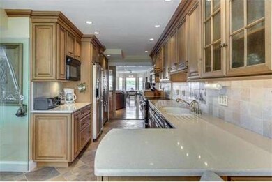 7 Rackliffe St unit 6, Gloucester, MA 01930 - photo 3