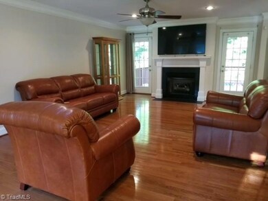 1006 E Chamberlin Dr, Asheboro, NC 27205 - photo 7