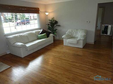 4308 288th St, Toledo, OH 43611 - photo 2