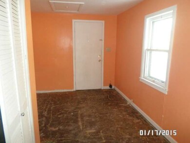 20 N Victory St, Waukegan, IL 60085 - photo 6