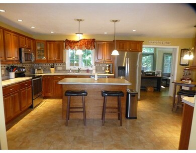 5 Northgate Cir, Worcester, MA 01606 - photo 7