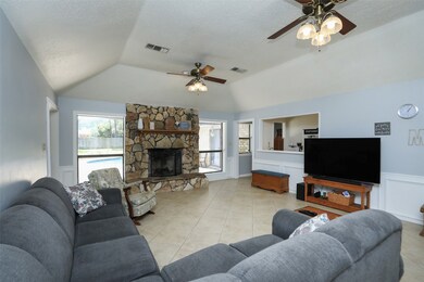 14111 Limerick Ln, Tomball, TX 77375 - photo 3