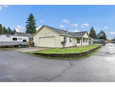 3785 Dove Ln, Eugene, OR 97402 - photo 2