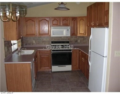 Kitchen when vacant