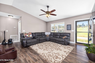 2670 Sharps Chapel