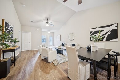 445 S Cypress Ave, Broken Arrow, OK 74012 - photo 5