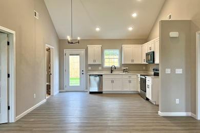 1111 Brooks Ave, Franklin, KY 42134 - photo 3