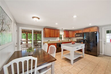 25 Rhode Island Ave, Cumberland, RI 02864 - photo 7