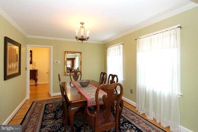 3229 Park View Rd, Chevy Chase, MD 20815 - photo 6