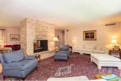 195 Grove St, Cambridge, MA 02138 - photo 2