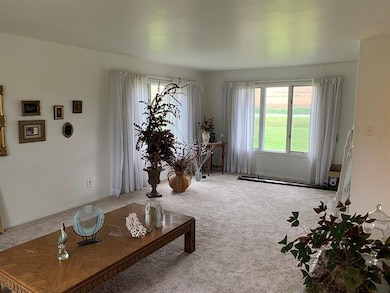 849 Rustic Lodge Rd, Indiana, PA 15701 - photo 4