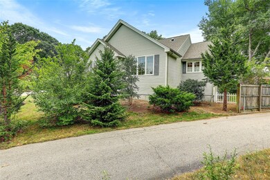 33 Dawn Ct, Wakefield, RI 02879 - photo 3