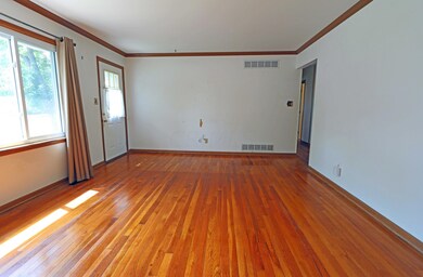 924 Van Kirk Dr, Marysville, OH 43040 - photo 4