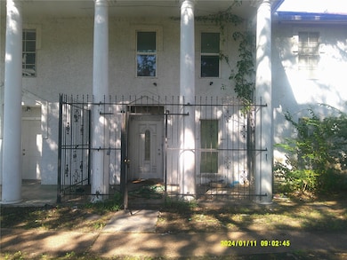 12411 W Village Dr unit D, Houston, TX 77039 - photo 3