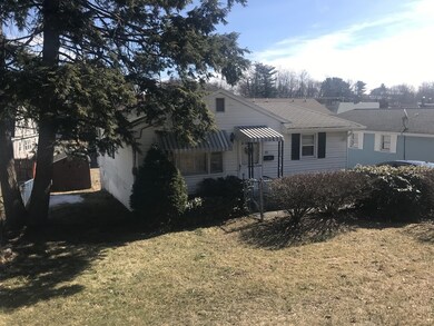 22 Doris St, Worcester, MA 01606 - photo 2