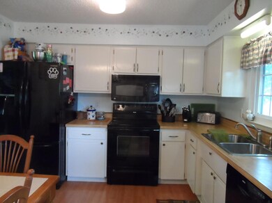 4659 Lasky Ct, Columbus, OH 43230 - photo 6