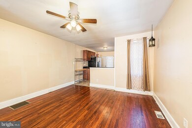 3704 Flowerton Rd, Baltimore, MD 21229 - photo 6