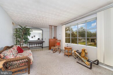 2540 Log Cabin Rd, York, PA 17408 - photo 5