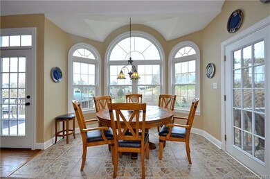 Breakfast Nook