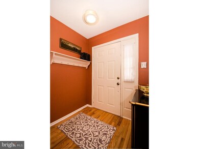 265 Leedom Way unit 100, Newtown, PA 18940 - photo 2