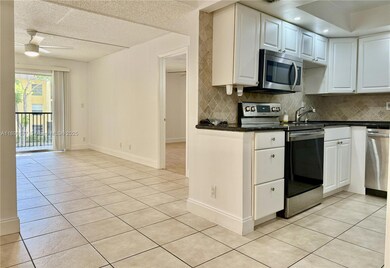 470 NW 20th St unit 2110, Boca Raton, FL 33431 - photo 3