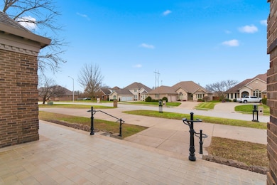 3350 E Fox Grape St, Springfield, MO 65804 - photo 6