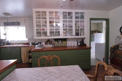 419 W Grand Ave, Arco, ID 83213 - photo 3