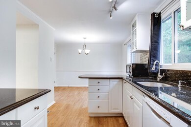 6 Dufief Ct, North Potomac, MD 20878 - photo 7