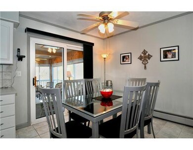 122 Woodbury Rd, Cranston, RI 02905 - photo 4