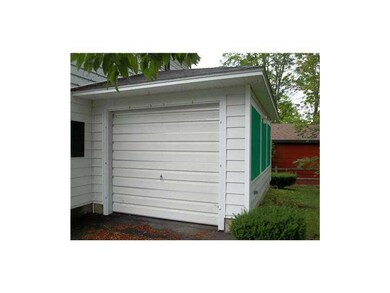 Garage.