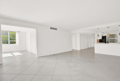 804 Cypress Blvd unit 301, Pompano Beach, FL 33069 - photo 5