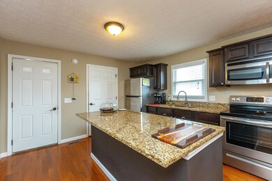 106 Mercer Ave, Harrodsburg, KY 40330 - photo 6