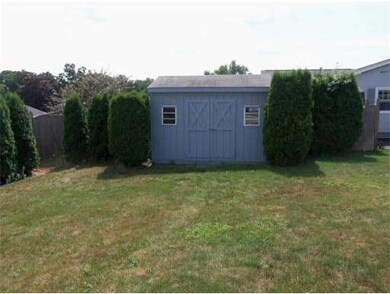 223 Asselin St, Chicopee, MA 01020 - photo 4