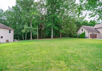 2324 Dogwood Grove Cir, Signal Mountain, TN 37377 - photo 5