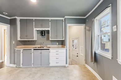 1209 Walton Ave, Racine, WI 53402 - photo 4