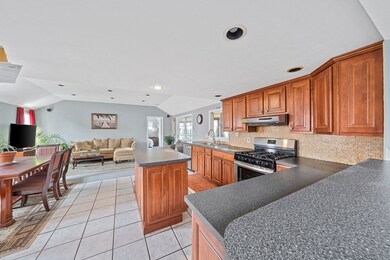 115 Allan St, Marshfield, MA 02050 - photo 4