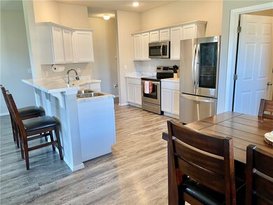 914 Ethan James St, Elkins, AR 72727 - photo 5