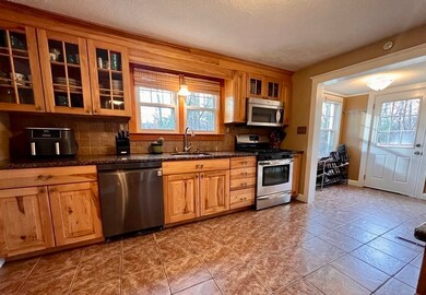 1214 E Mountain Rd, Westfield, MA 01085 - photo 5