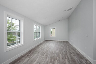 135 Chelmsford St unit 1, Lowell, MA 01851 - photo 6