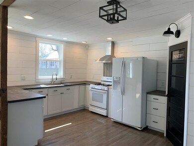 316 S East St, Tipton, IN 46072 - photo 7