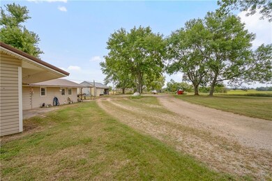 1698 9000 Rd, Oswego, KS 67356 - photo 6