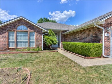 925 Goshawk Dr, Norman, OK 73072 - photo 4