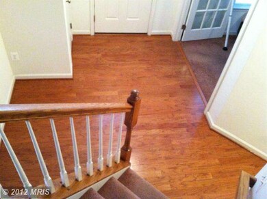 42937 Edgewater St, Chantilly, VA 20152 - photo 3