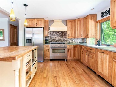 25 Edgewood St, Milford, NH 03055 - photo 3