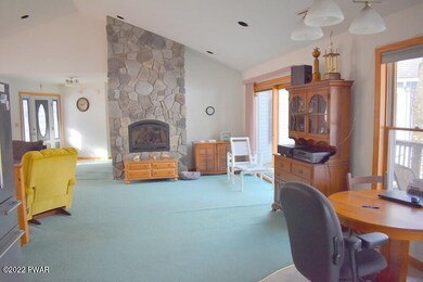 320 Tink Wig Dr, Hawley, PA 18428 - photo 4