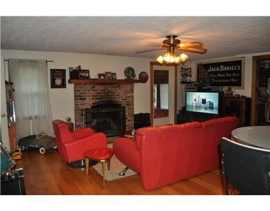 12 Burgess Rd, Foster, RI 02825 - photo 4