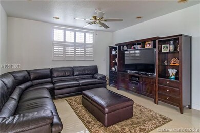5340 W Saxon Cir, Southwest Ranches, FL 33331 - photo 7