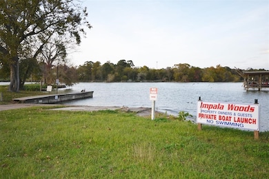 Private access to Lake Livingston