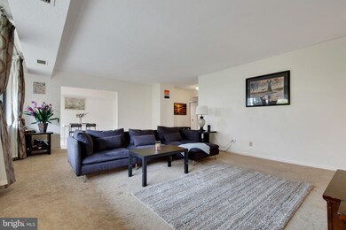 3709 S George Mason Dr unit 414, Baileys Crossroads, VA 22041 - photo 6